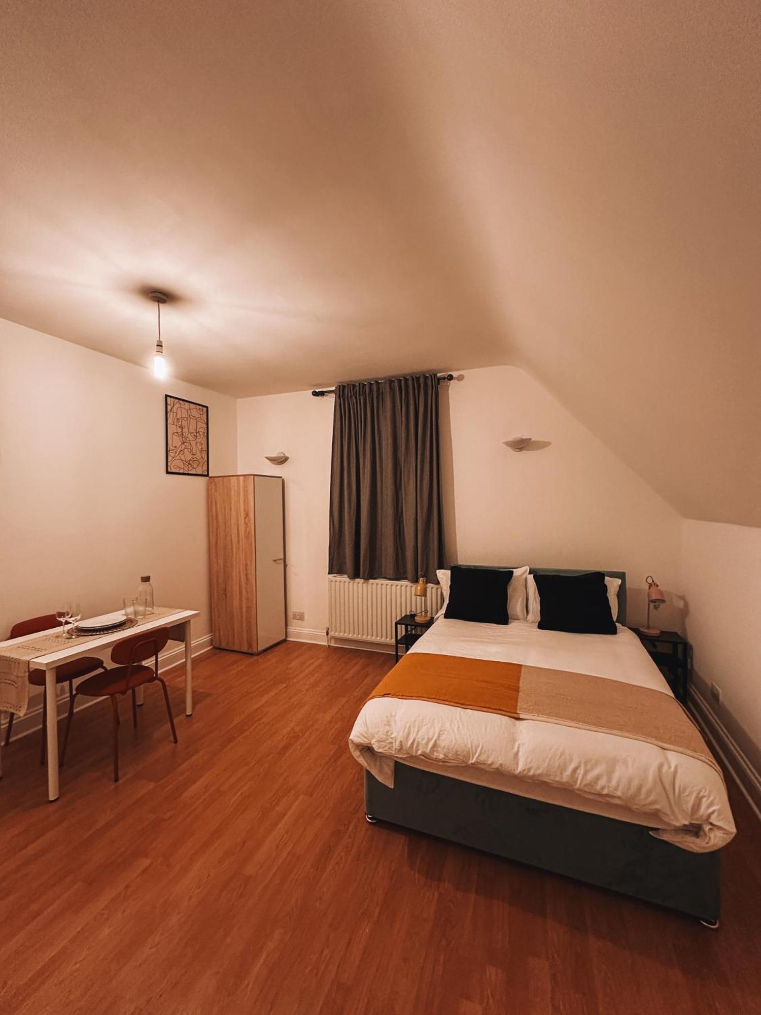 Spacious 3 Rooms In Tooting Londra Dış mekan fotoğraf